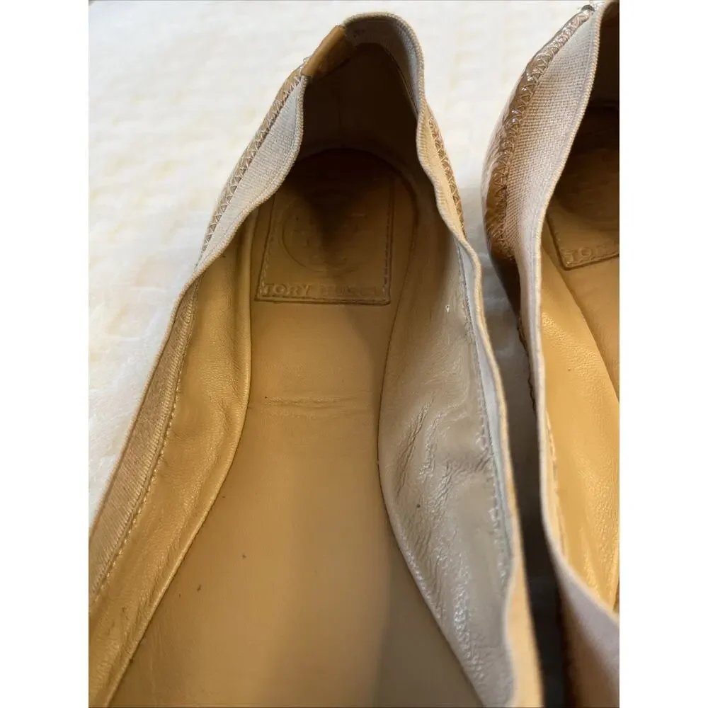Tory Burch Caroline Ballet Flats Size 7 Beige Patent Leather Khaki Slip On
